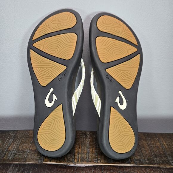 NEW Olukai Ho'Opio Womens Size 6 Sandals Flip Flop Thong Flats Striped White - Picture 10 of 11